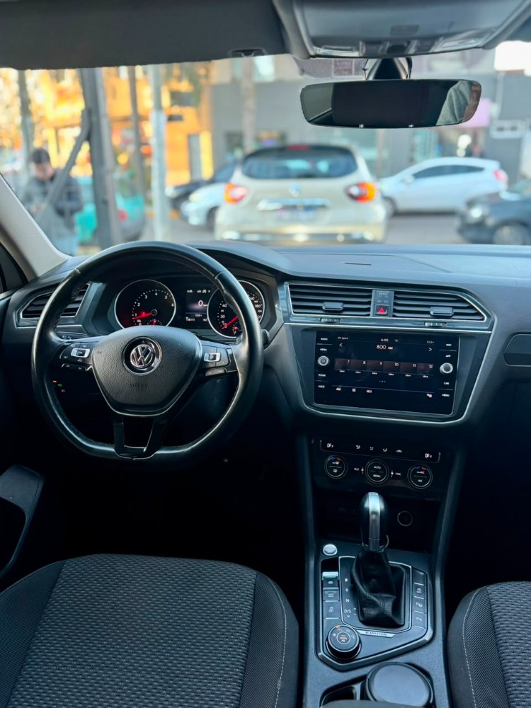 Volkswagen Tiguan COMFORTLINE 2.0 TSI MOTION 7 ASIENTOS — foto 12